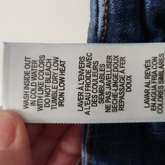 Good American Good Waist Raw Hem Skinny Jeans - Picture 8 of 8